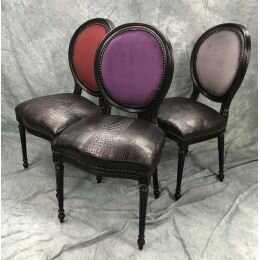 6 CHAISES MEDAILLON STYLE INDUSTRIEL - Laque Noir , Croco noir et velours 3 couleurs